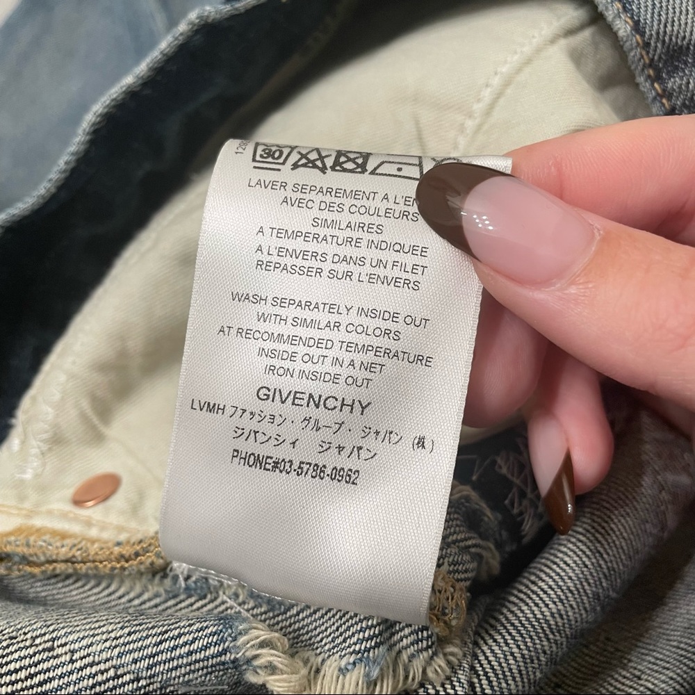 NEW Givenchy Cropped Distressed Jeans, Size 30 - Picture 7 of 9